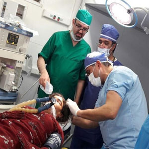 فعالیت‌های تیم‌های درمانی در منطقه زلزله‌زده کرمانشاه