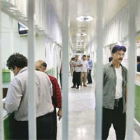 تصویب یک فوریت طرح «کاهش جمعیت زندانیان»