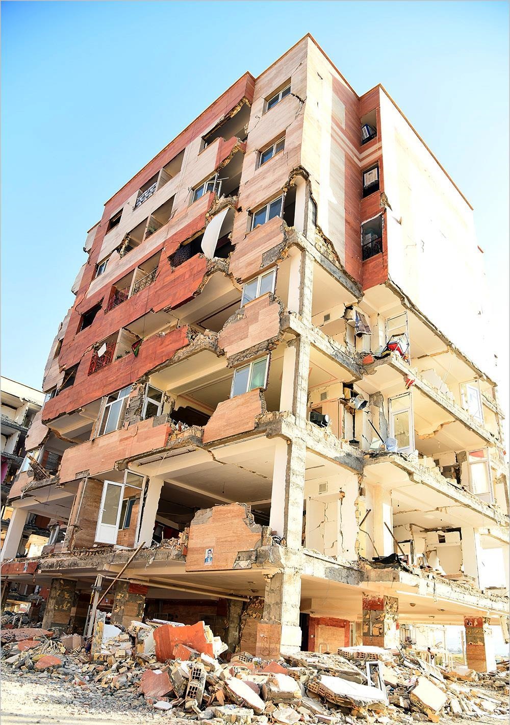 چندین بلوکِ مسکن مهر بدلیل خسارات زیاد تخریب می‌شوند