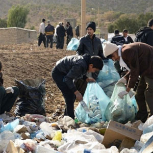 زباله‌ها مهمترین چالش پس از زلزله