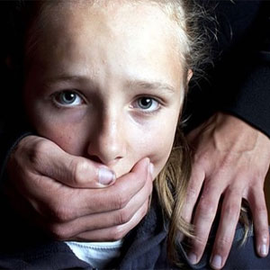 کودکان قربانی آزار جنسی چرا سکوت می کنند؟