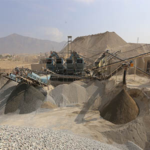 توقف فعالیت معادن شن و ماسه، سیمان و آسفالت/پیگیری قضایی واحدهای متخلف