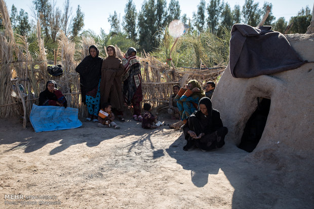 عکس/داستان روستایی که مردمش یونجه می خورند/ سالهاست هیچکدام از وعده های مسوولان عملی نشده