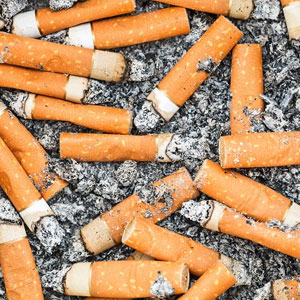 پایین نگه‌داشتن قیمت دخانیات به قیمت سالی 57 هزار مرگ