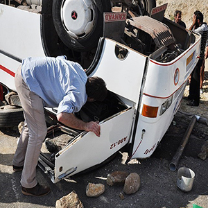 9 کشته و 35 مصدوم به دلیل واژگونی اتوبوس در خراسان جنوبی