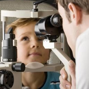 نورهایی که کودکان را نابینا می‌ کند/خطرات نشانگرهای لیزری