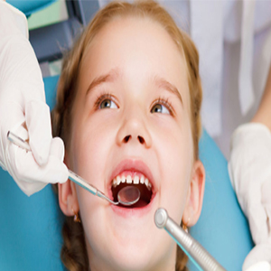 تغذیه نامناسب دوران شیرخوارگی علت اصلی پوسیدگی دندان‌های کودکان