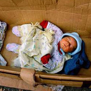 استاندار تهران: تولد ماهانه 100 کودک بی‌هویت در بیمارستان‌های تهران