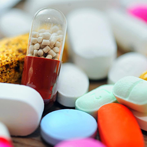 لیست داروها/ «دارو» را برای سلامتی مردم «گران» کردیم!