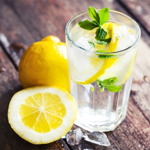 عوارض ناخوشایند مصرف بیش از حد آب لیمو