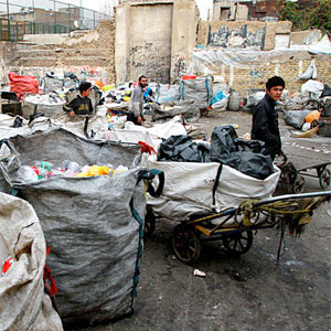 دار و دسته کتفی‌ها و درآمد ۴ میلیاردی از زباله گردی