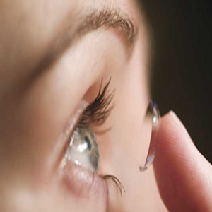 عفونت چشمی ناشی از لنز تماسی موجب نابینایی می شود