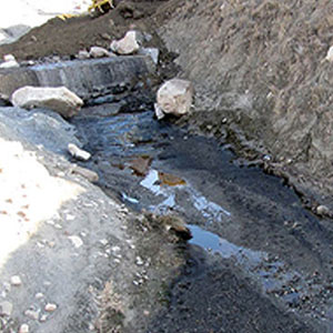 رئیس محیط زیست سوادکوه : بوی بنزین به زیرآب هم رسید / فرماندار : تخلیه یک روستا صحت ندارد