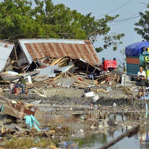 آمار کشته‌های زمین‌لرزه اندونزی به 832 نفر رسید