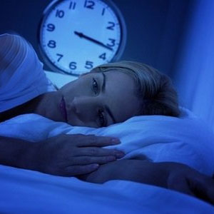 مقابله با بی خوابی با 10 نکته مهم و اساسی