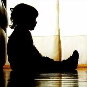 "کودک آزاری" در مهدکودک‌ها و مدارس اجتناب‌ناپذیر است/کودکان را در خانه بیشتر آزار می‌دهند