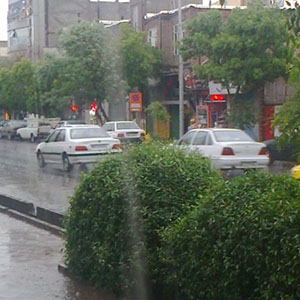 بارش باران در مازندران، قزوین و اردبیل/مه گرفتی در چند استان