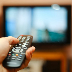 رابطه‌ی تماشای تلویزیون و ابتلا به سرطان