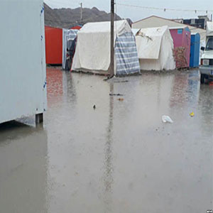 بیش از ۵هزار خانواده زلزله‌زده کرمانشاه همچنان در چادر و کانکس زندگی می‌کنند