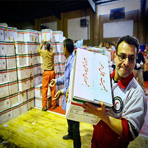 4 هزار بسته غذایی به مناطق زلزله زده کرمانشاه ارسال شد