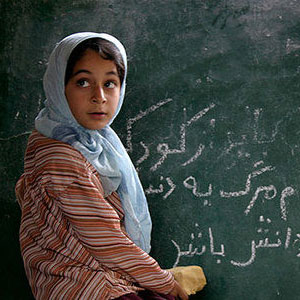 بازگرداندن دختران ترک تحصیل کرده به چرخه آموزش