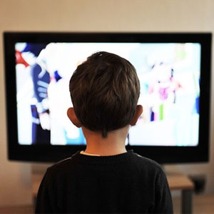 مشاهده برنامه های تلویزیونی تمرکز کودکان را ازبین می برد