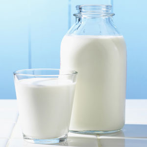 نوشیدن شیر در هنگام سرماخوردگی مضر است؟