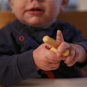 استفاده از ذرت تراریخته در تنقلاتی که بیشترین مصرف کننده آن کودکان هستند