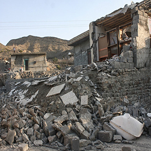 15 سال پیش ،زلزله هفت ریشتری و بزرگترین فاجعه انسانی در ایران