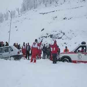 امدادرسانی به 11 استان متأثر از برف و کولاک