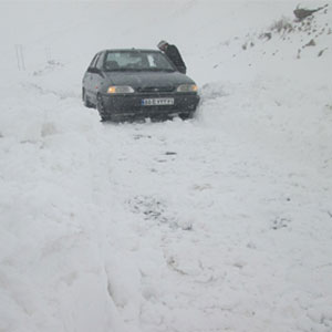 21 هزار نفر در محاصره برف