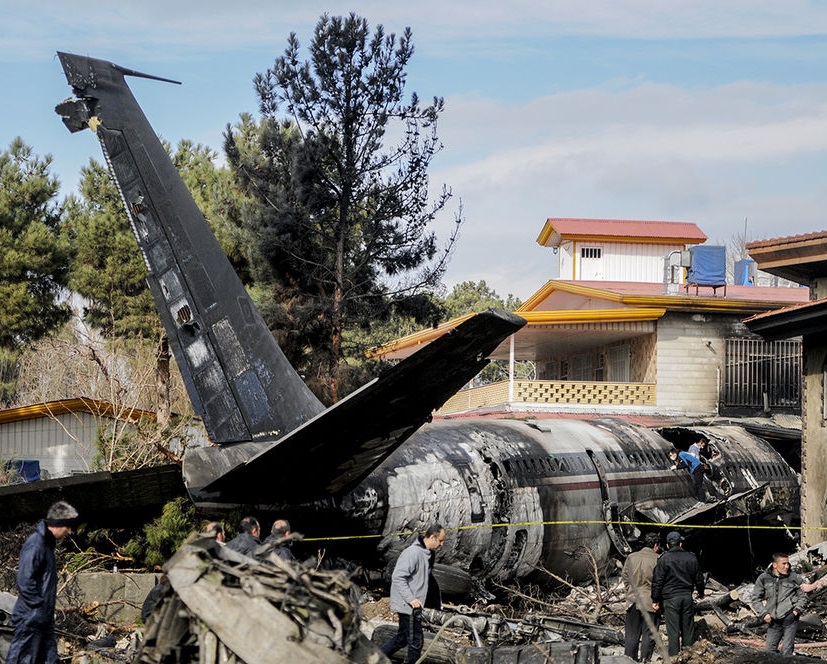 بازمانده حادثه هواپیمای ارتش: هواپیما نقص فنی نداشت/فرودگاه را اشتباه گرفتیم