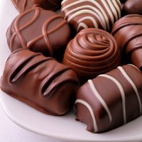 آیا خوردن شکلات باعث بروز آکنه می‌شود