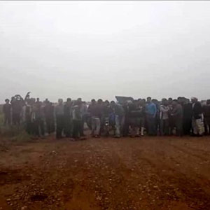 مردان روستای الواجی خوزستان حاضر نیستند از روستا دور شوند