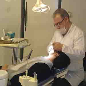 پرداخت شهروندان در حوزه دندانپزشکی 15 درصد کاهش یافته است