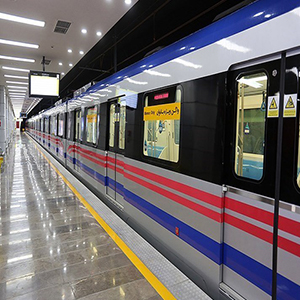 خودکشی در مترو/ خط چهار متروی تهران بسته شد