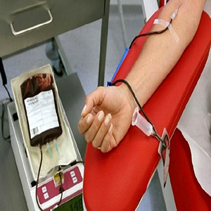 روزه گرفتن منافاتی با اهدای خون ندارد