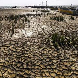 سالی ۱۰ برابر دریاچه ارومیه از آب‌های زیرزمینی برداشت می‌شود