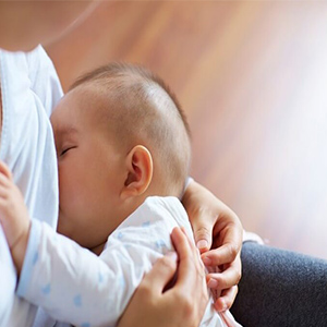شیر مادر عامل تقویت سیستم ایمنی نوزاد در مقابل عفونت ها