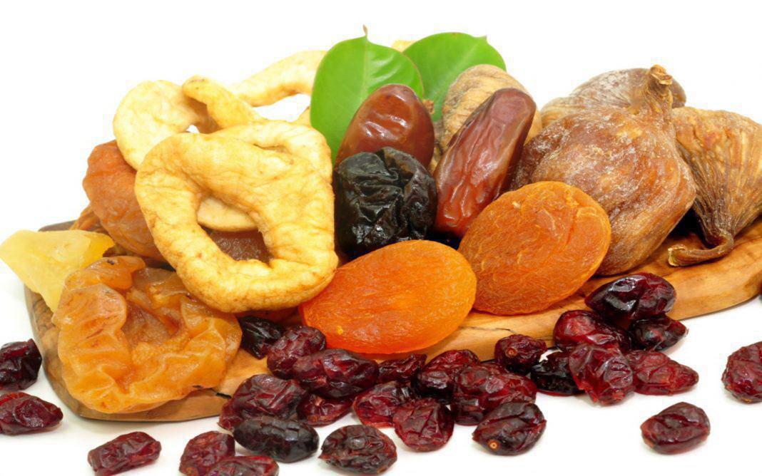 فواید مصرف میوه‌های خشک در کودکان