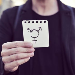 درد و دل های یک ترنس:دکتر گفت پسرتان همجنس باز است !
