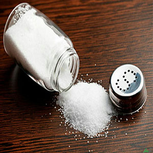 نمکدان باید حاوی علائم هشدار سلامت باشد