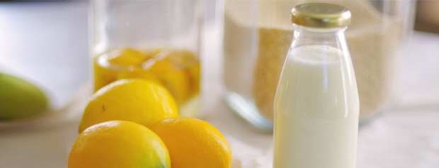 شیر ساده،شیر طعم‌دار یا آب میوه،کدام را به دانش آموزان بدهیم؟