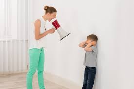 5 اشتباهی که والدین در برخورد با کودک مرتکب میشوند