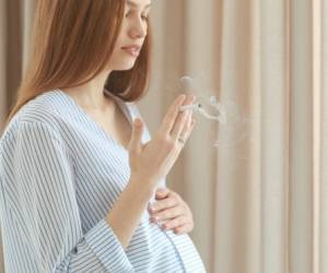 چرا سیگاری بودن مادر می‌تواند به مرگ نوزاد منجر شود؟