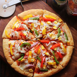 با خوردن این پیتزا به جنگ سرطان بروید!