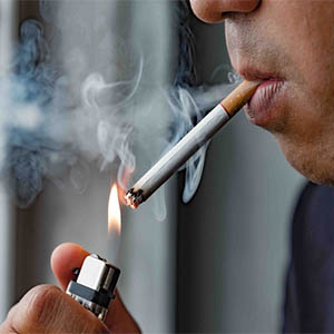 معتادان مصرف سیگار را از چه سنی شروع می‌کنند؟