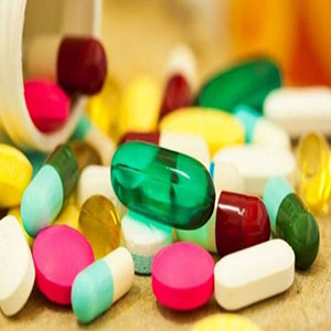 بیش از ۹۰ درصد داروهای وارداتی بیوتک در داخل تولید می‌شود