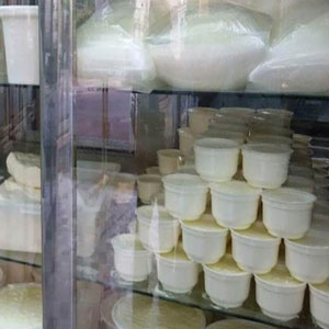 تولید بستنی سنتی با شیر خشک فاسد!