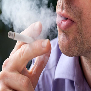 عوارض شد‌ید‌ کووید‌۱۹ د‌ر سیگاری‌ها